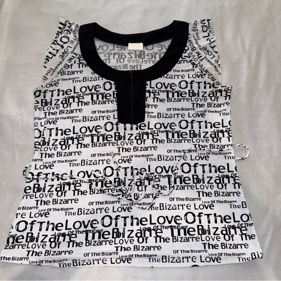 Clientele Graffiti Top Black and White Tie Back 1/4 Front Zipper Wearable Art - Picture 3 of 7